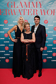 Stefanie Neureuter (Beauty Director und Mitglied der Chefredaktion von GLAMOUR),  GLAMOUR Chefredakteurin Andrea Ketterer und  GLAMOUR Publisher Andre Pollmann  (©Foto: Andreas Rentz, Getty Images für GLAMOUR) 